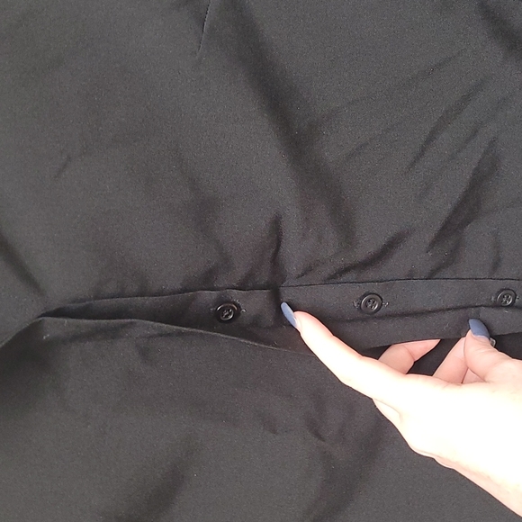 Doc & Amelia S Woman professional button down blouse work top - Picture 5 of 11